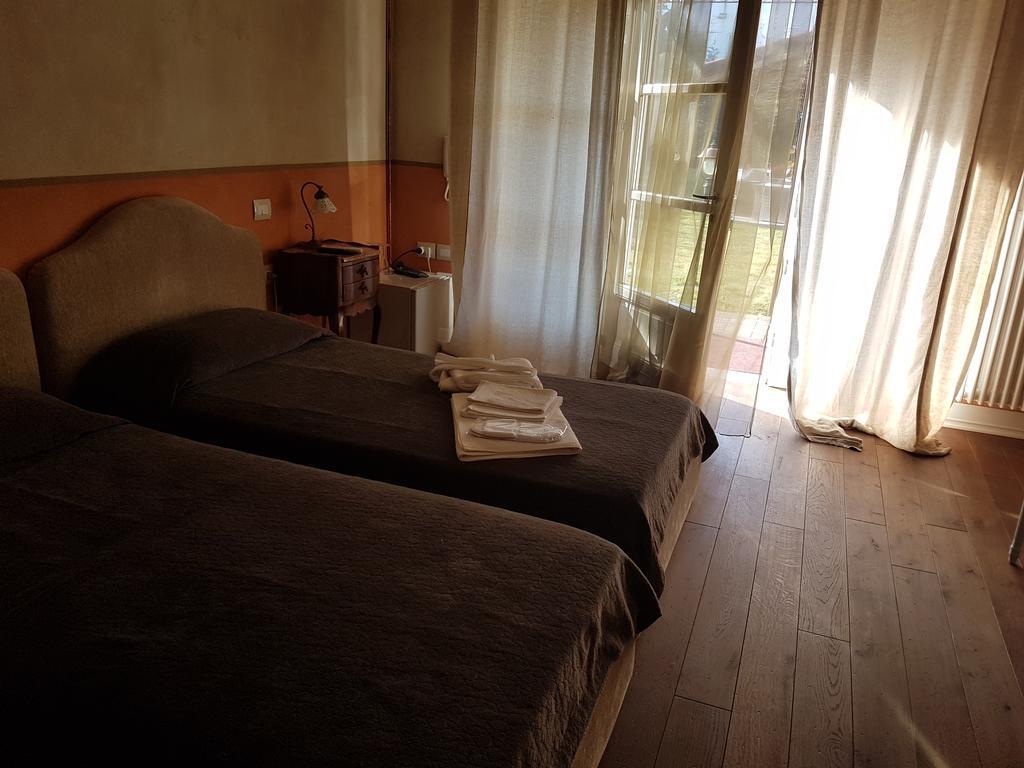 Maison Louis Villa Trofarello Eksteriør billede