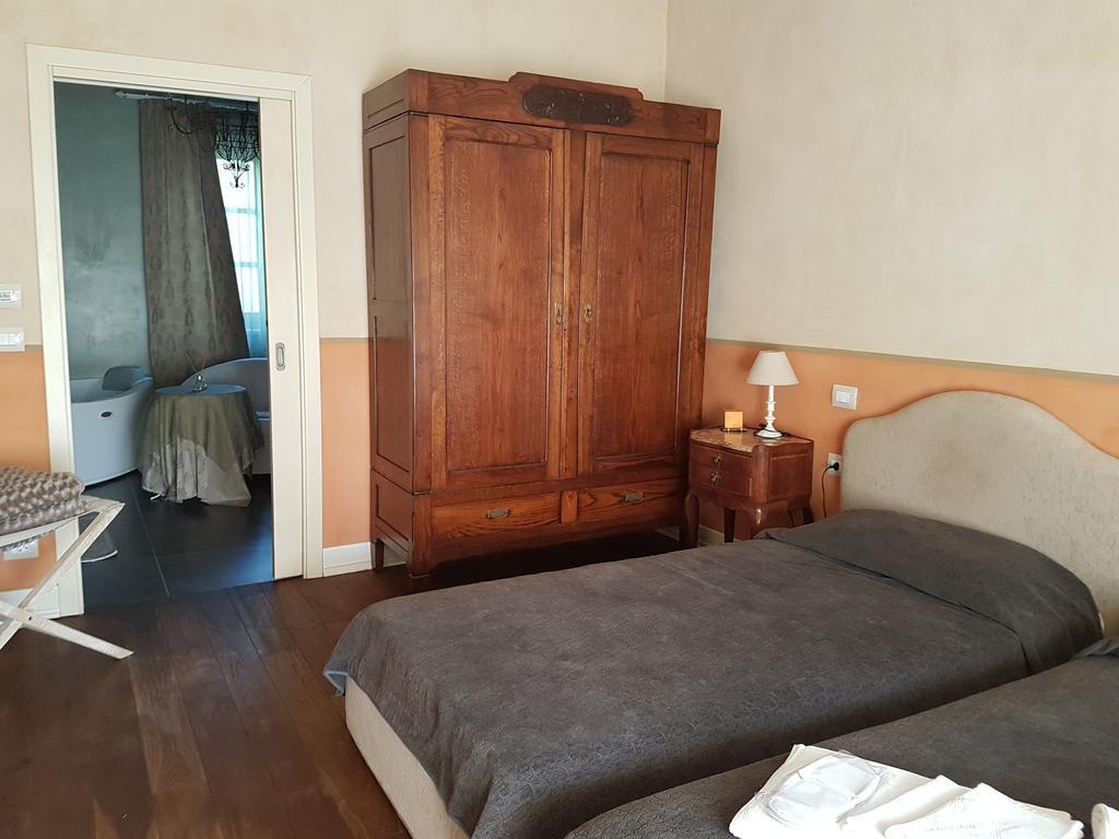 Maison Louis Villa Trofarello Eksteriør billede